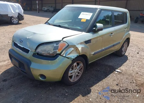 2011 Kia Soul + from USA, damaged, VIN KNDJT2A20B7343568